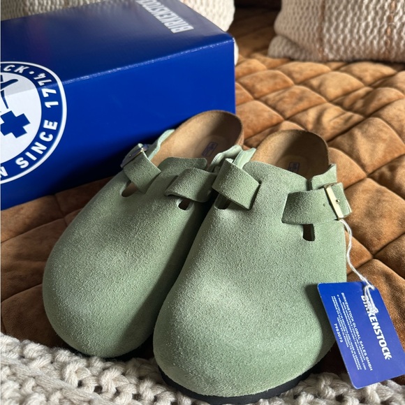 Birkenstock Shoes - Green Tea Birkenstock Boston Clogs Size 39